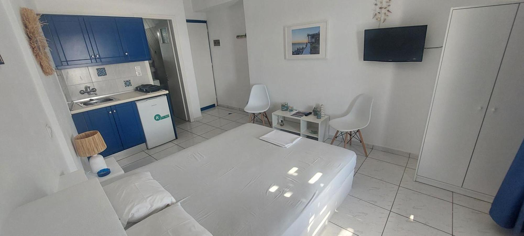 Vrahos Rooms - Studios Alopronia Exteriör bild